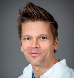 Consultant Neurosurgeon Jari Siironen