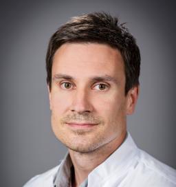 Consultant Neurosurgeon Nuutti Vartiainen